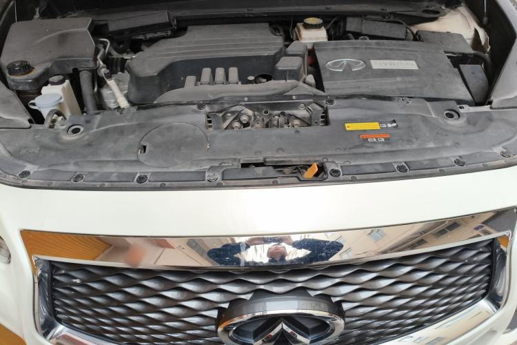 Used Infiniti QX60 2018 2.5 S/C Hybrid Two-Wheel-Drive Champion Family Edition Engine Bay