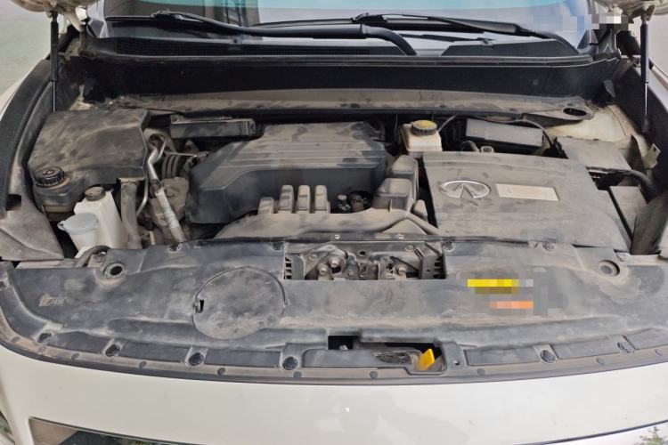 Used Infiniti QX60 2018 2.5 S/C Hybrid Two-Wheel-Drive Champion Family Edition Engine Bay