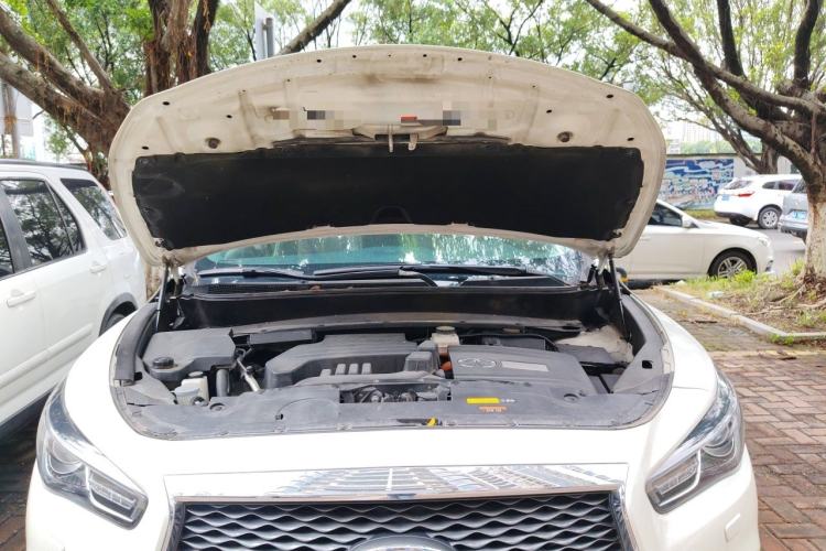 Used Infiniti QX60 2018 2.5 S/C Hybrid Two-Wheel-Drive Champion Family Edition Engine Bay