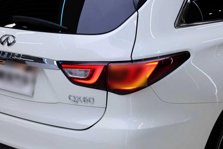 Used Infiniti QX60 2018 2.5 S/C Hybrid Two-Wheel-Drive Excellence Edition China VI Standard Exterior 13