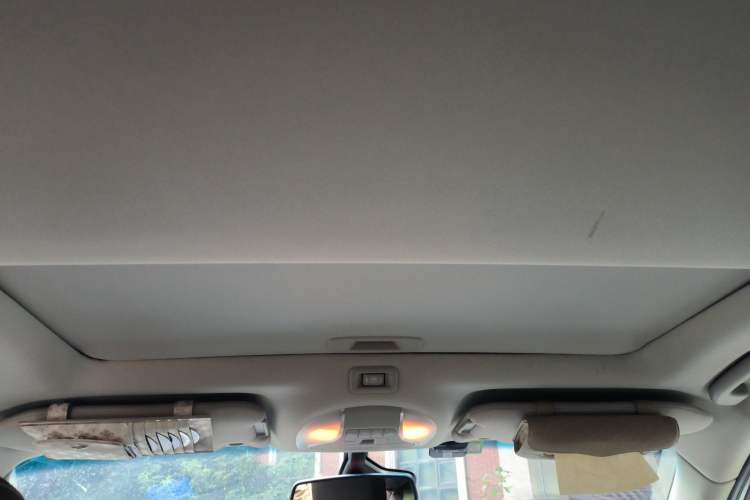 Used Infiniti QX60 2018 2.5 S/C Hybrid Four-Wheel-Drive Champion Family Edition Headliner