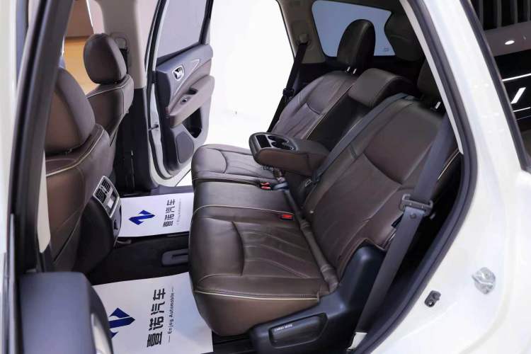 Used Infiniti QX60 2018 2.5 S/C Hybrid Two-Wheel-Drive Excellence Edition China VI Standard Interior 9