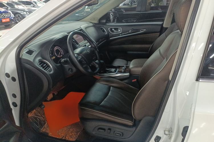Used Infiniti QX60 2018 2.5 S/C Hybrid Two-Wheel-Drive Champion Family Edition Left Front Seat