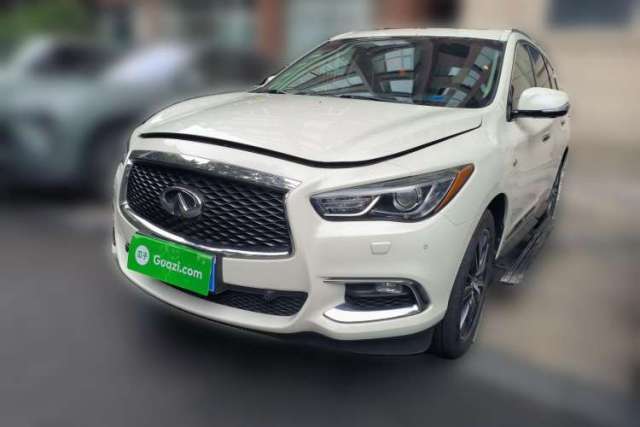 Ojetý Infiniti QX60 2018 2.5 S/C Hybrid Four-Wheel-Drive Champion Family Edition