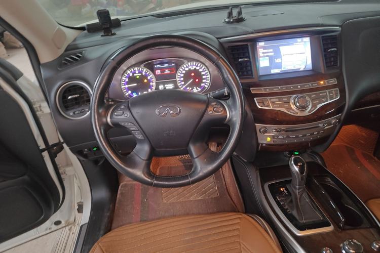 Used Infiniti QX60 2018 2.5 S/C Hybrid Two-Wheel-Drive Champion Family Edition Steering Wheel