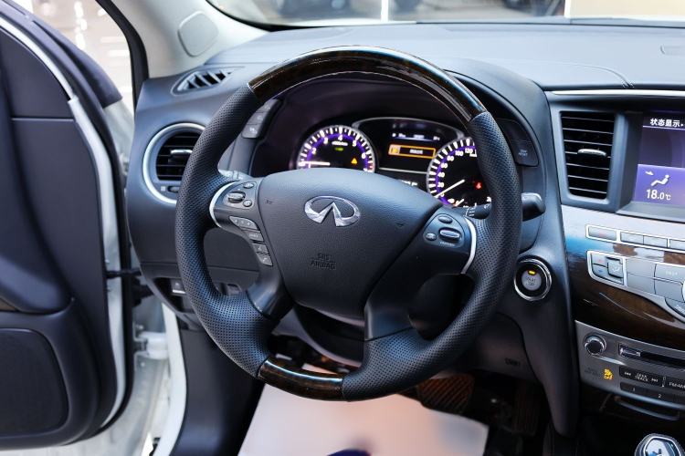 Used Infiniti QX60 2018 2.5 S/C Hybrid Two-Wheel-Drive Excellence Edition China VI Standard Steering Wheel