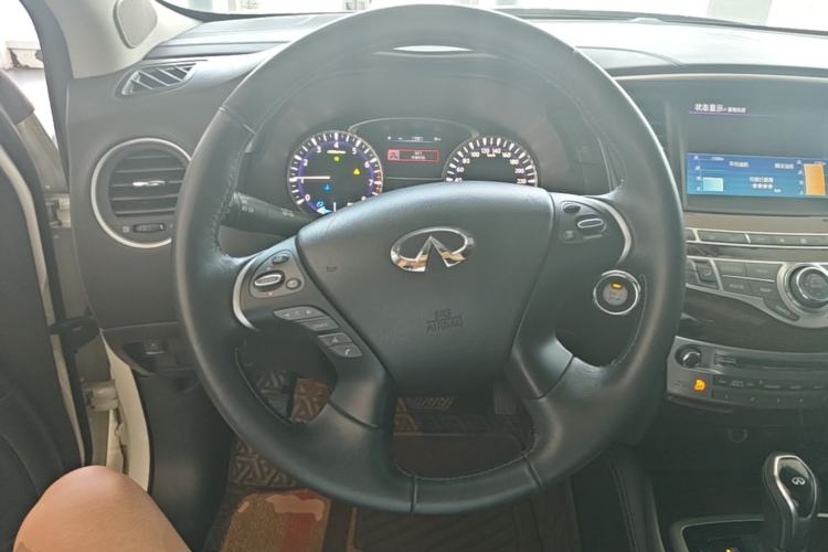 Used Infiniti QX60 2018 2.5 S/C Hybrid Two-Wheel-Drive Excellence Edition China VI Standard Steering Wheel
