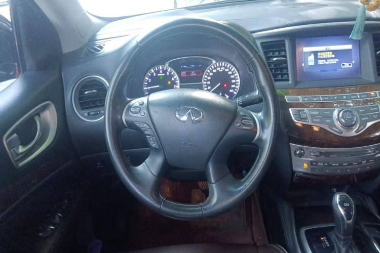 Used Infiniti QX60  Steering Wheel