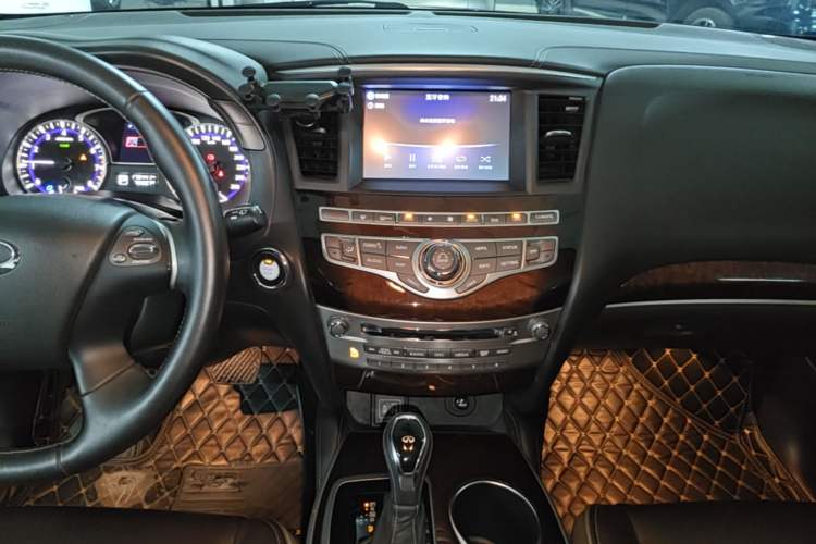Used Infiniti QX60 2020 2.5 S/C Hybrid Two-Wheel-Drive Excellence Edition Audio And AC Panel