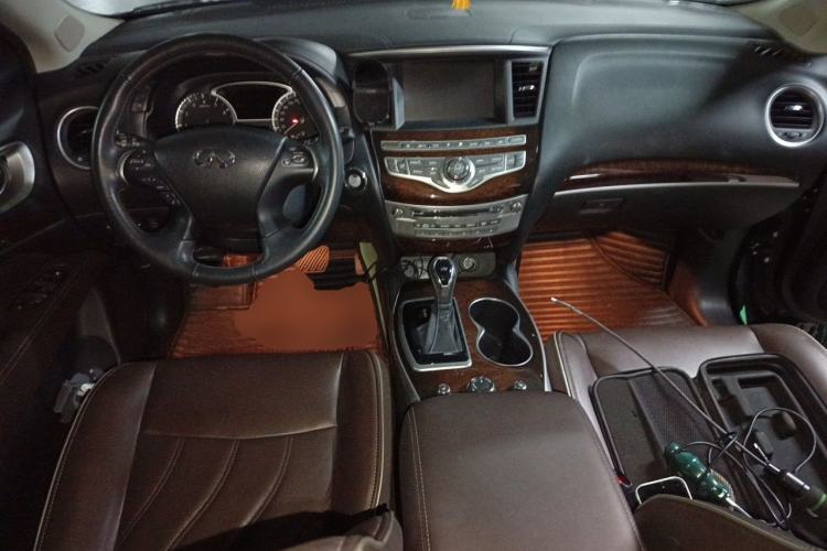 Used Infiniti QX60 2020 2.5 S/C Hybrid Two-Wheel-Drive Excellence Edition Center Console