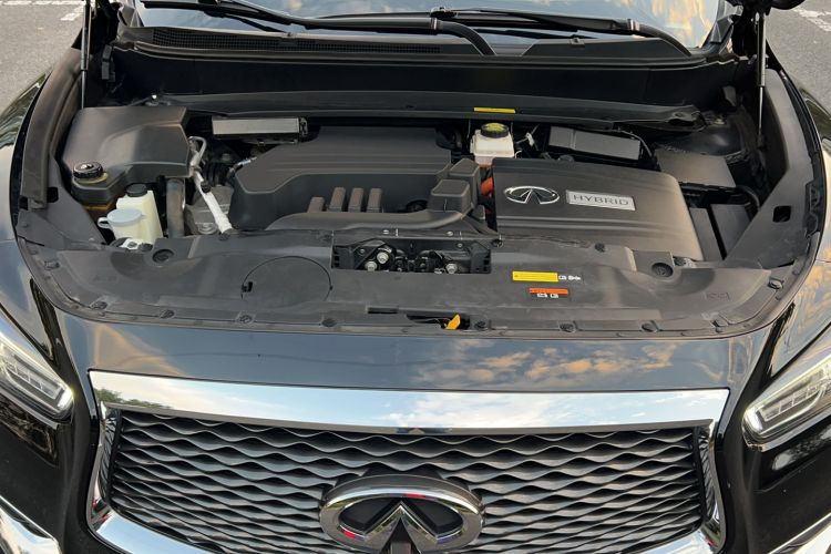 Used Infiniti QX60 2020 2.5 S/C Hybrid Two-Wheel-Drive Excellence Edition Engine Bay