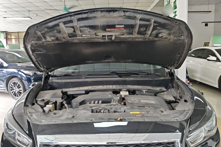 Used Infiniti QX60 2020 2.5 S/C Hybrid Two-Wheel-Drive Excellence Edition Engine Bay