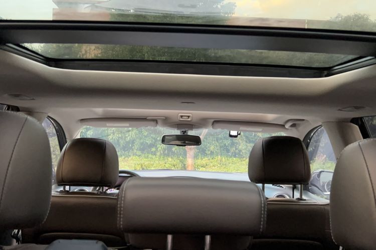 Used Infiniti QX60 2020 2.5 S/C Hybrid Two-Wheel-Drive Excellence Edition Headliner