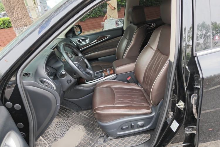 Used Infiniti QX60 2020 2.5 S/C Hybrid All-Wheel-Drive Versatile Edition Left Front Seat