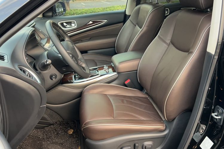 Used Infiniti QX60 2020 2.5 S/C Hybrid Two-Wheel-Drive Excellence Edition Left Front Seat
