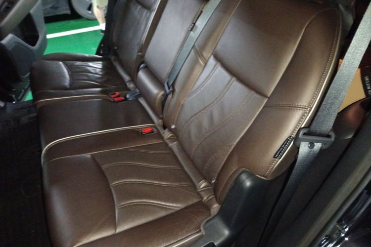 Used Infiniti QX60 2020 2.5 S/C Hybrid Two-Wheel-Drive Excellence Edition Left Rear Seat