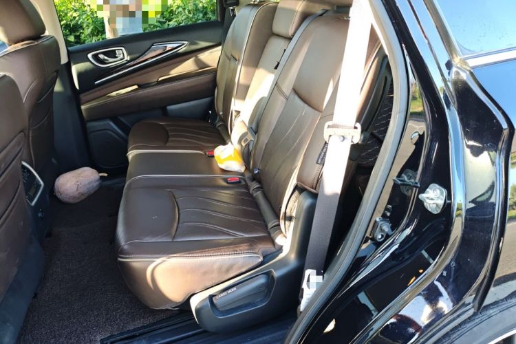 Used Infiniti QX60 2020 2.5 S/C Hybrid Two-Wheel-Drive Excellence Edition Left Rear Seat