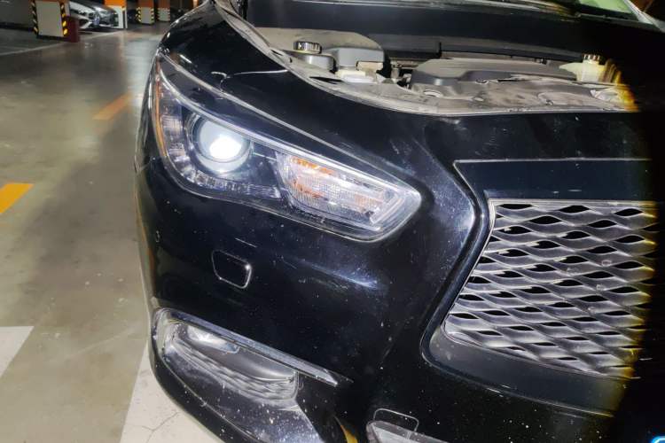 Used Infiniti QX60 2020 2.5 S/C Hybrid Two-Wheel-Drive Excellence Edition Right Front Headlight
