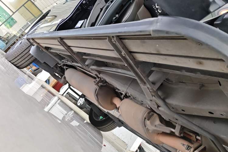 Used Infiniti QX60 2020 2.5 S/C Hybrid Two-Wheel-Drive Excellence Edition Right Side Sill
