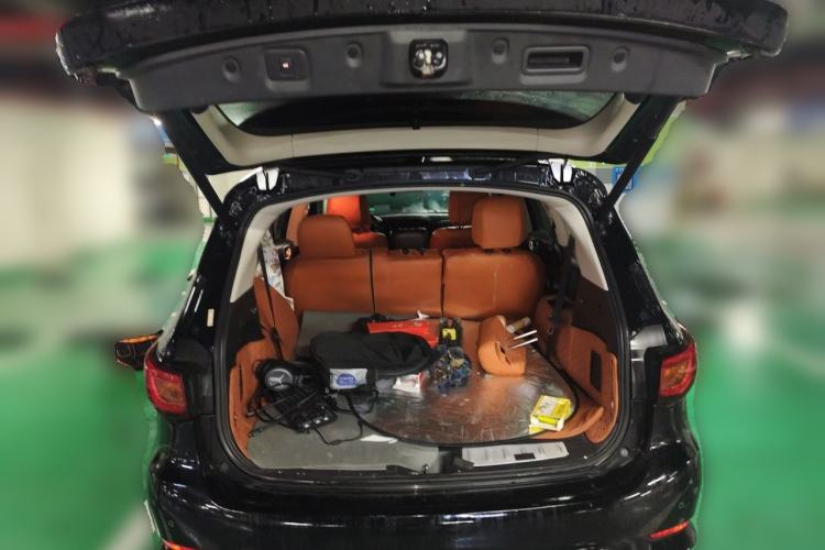 Used Infiniti QX60 2020 2.5 S/C Hybrid Two-Wheel-Drive Excellence Edition Trunk