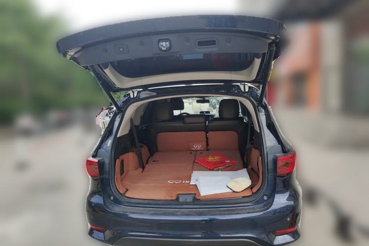 Used Infiniti QX60 2020 2.5 S/C Hybrid Two-Wheel-Drive Excellence Edition Trunk