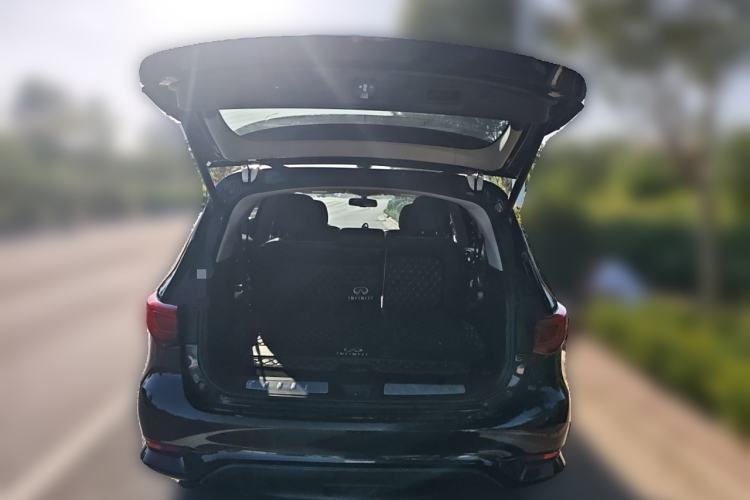 Used Infiniti QX60 2020 2.5 S/C Hybrid Two-Wheel-Drive Excellence Edition Trunk