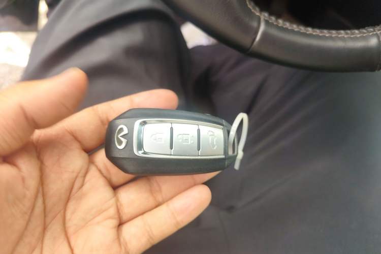 Used Infiniti QX60 2020 2.5 S/C Hybrid Two-Wheel-Drive Excellence Edition Vehicle Key