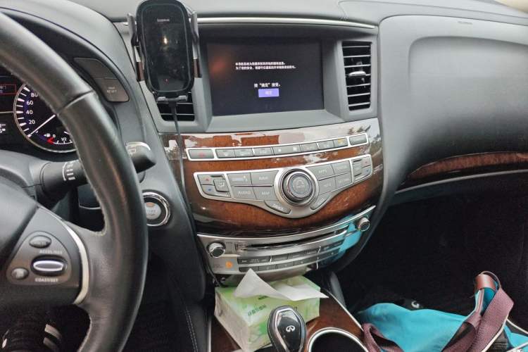 Used Infiniti QX60 2020 2.5 S/C Hybrid Two-Wheel-Drive Excellence Edition Audio And AC Panel