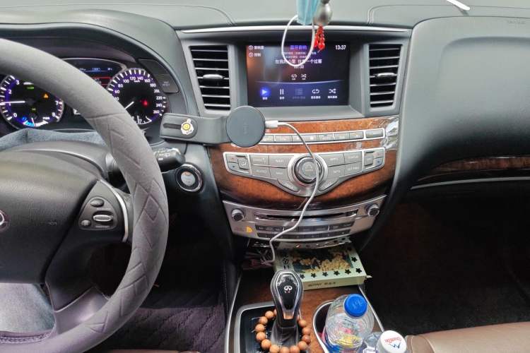 Used Infiniti QX60 2020 2.5 S/C Hybrid Two-Wheel-Drive Excellence Edition Audio And AC Panel