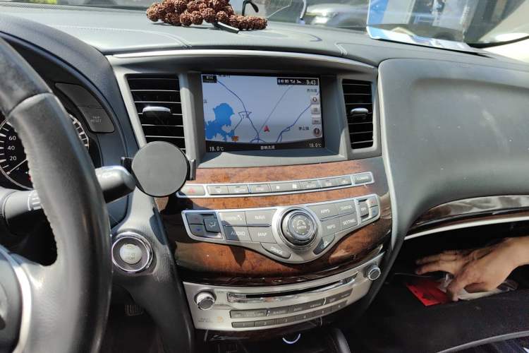 Used Infiniti QX60 2020 2.5 S/C Hybrid Two-Wheel-Drive Excellence Edition Audio And AC Panel