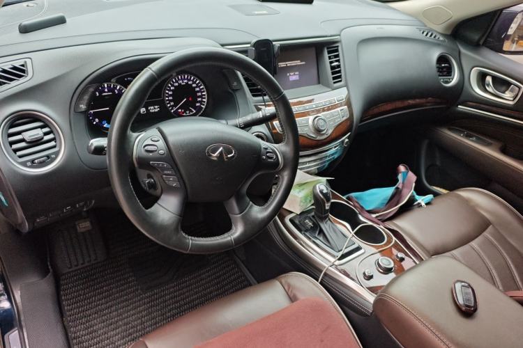 Used Infiniti QX60 2020 2.5 S/C Hybrid Two-Wheel-Drive Excellence Edition Center Console
