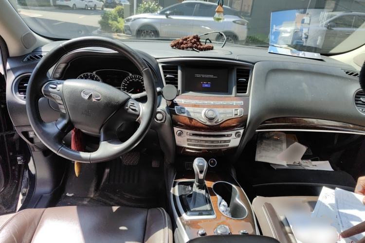 Used Infiniti QX60 2020 2.5 S/C Hybrid Two-Wheel-Drive Excellence Edition Center Console
