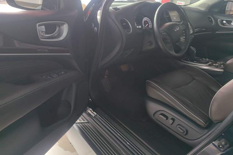 Used Infiniti QX60 2020 2.5 S/C Hybrid Two-Wheel-Drive Excellence Edition Driver Seat