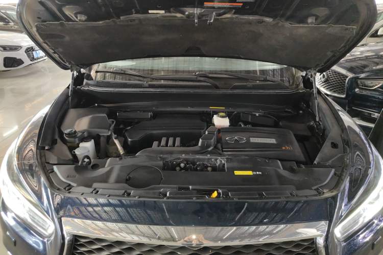 Used Infiniti QX60 2020 2.5 S/C Hybrid Two-Wheel-Drive Excellence Edition Engine Bay