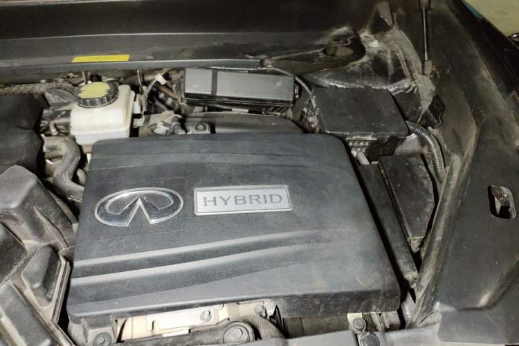 Used Infiniti QX60 2020 2.5 S/C Hybrid All-Wheel-Drive Versatile Edition Engine Bay Left