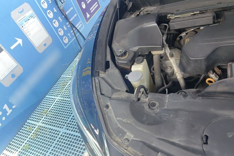 Used Infiniti QX60 2020 2.5 S/C Hybrid Two-Wheel-Drive Excellence Edition Engine Bay Right