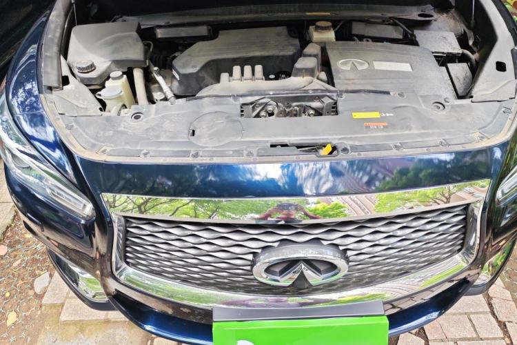 Used Infiniti QX60 2020 2.5 S/C Hybrid Two-Wheel-Drive Excellence Edition Engine Bay