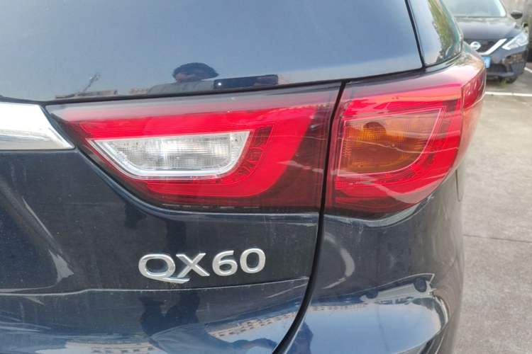 Used Infiniti QX60 2020 2.5 S/C Hybrid Two-Wheel-Drive Excellence Edition Exterior 3