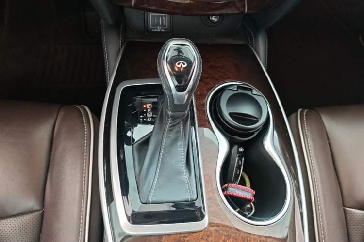 Used Infiniti QX60 2020 2.5 S/C Hybrid Two-Wheel-Drive Excellence Edition Gear Lever