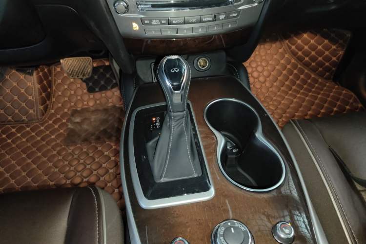 Used Infiniti QX60 2020 2.5 S/C Hybrid Two-Wheel-Drive Excellence Edition Gear Lever