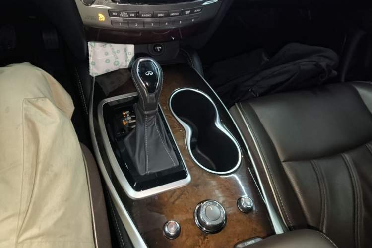 Used Infiniti QX60 2020 2.5 S/C Hybrid Two-Wheel-Drive Excellence Edition Gear Lever