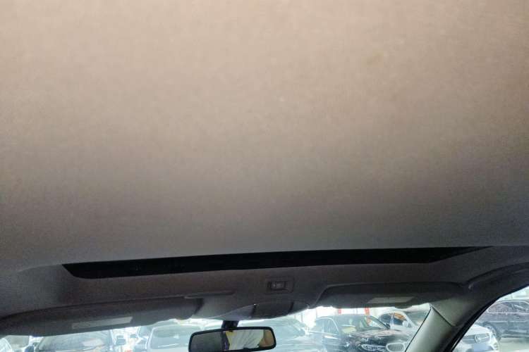 Used Infiniti QX60 2020 2.5 S/C Hybrid Two-Wheel-Drive Excellence Edition Headliner