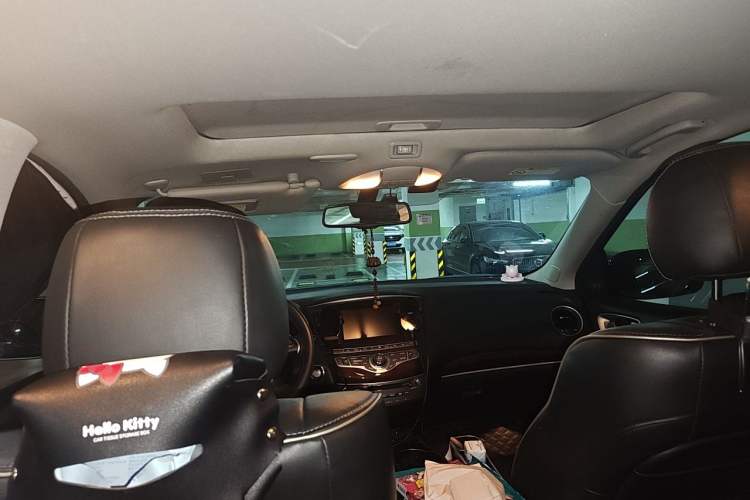 Used Infiniti QX60 2020 2.5 S/C Hybrid Two-Wheel-Drive Excellence Edition Headliner