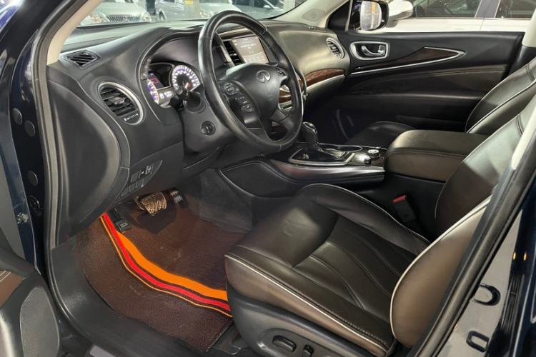 Used Infiniti QX60 2020 2.5 S/C Hybrid Two-Wheel-Drive Excellence Edition Interior 1