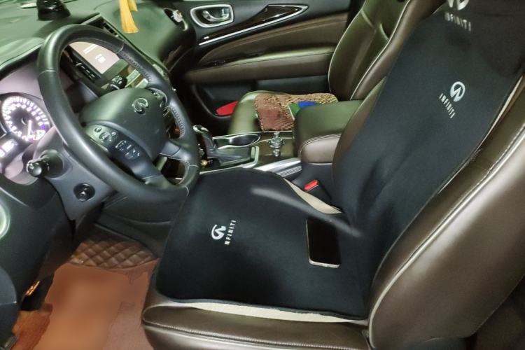 Used Infiniti QX60 2020 2.5 S/C Hybrid All-Wheel-Drive Versatile Edition Left Front Seat