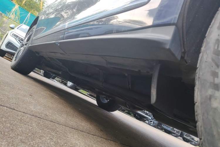Used Infiniti QX60 2020 2.5 S/C Hybrid Two-Wheel-Drive Excellence Edition Left Side Sill
