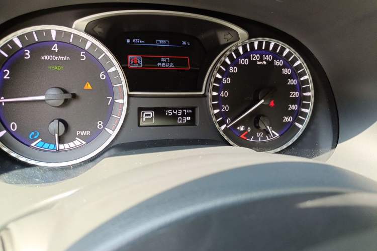 Used Infiniti QX60 2020 2.5 S/C Hybrid Two-Wheel-Drive Excellence Edition Odometer Close Up