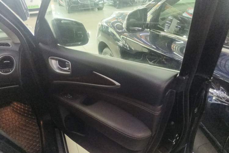 Used Infiniti QX60 2020 2.5 S/C Hybrid Two-Wheel-Drive Excellence Edition Right Front Door Interior