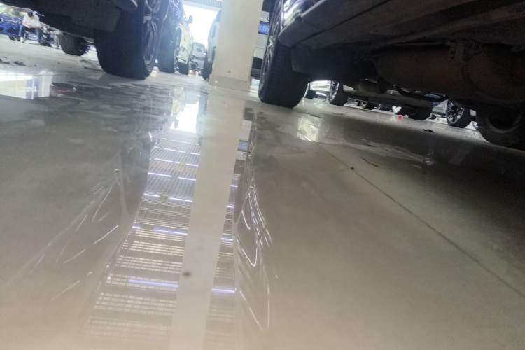 Used Infiniti QX60 2020 2.5 S/C Hybrid Two-Wheel-Drive Excellence Edition Right Side Sill