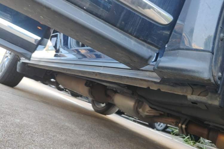 Used Infiniti QX60 2020 2.5 S/C Hybrid Two-Wheel-Drive Excellence Edition Right Side Sill